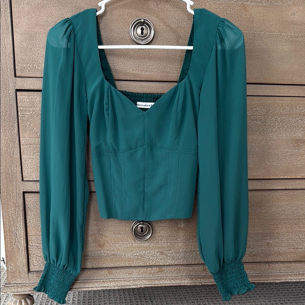 Abercrombie & Fitch Long Sleeve Green Top, Size XS - Picture 2 of 5